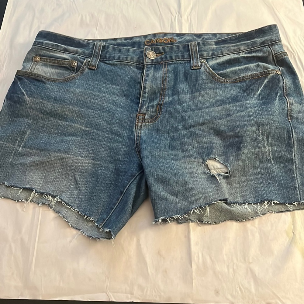 Carbon skinny distressed ripped raw hem men’s‎ shorts Sz 34